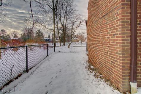 3125 Van Aken Boulevard Shaker Heights OH 44120
