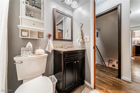 6287 Highland Road Cleveland OH 44143