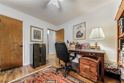 6287 Highland Road Cleveland OH 44143