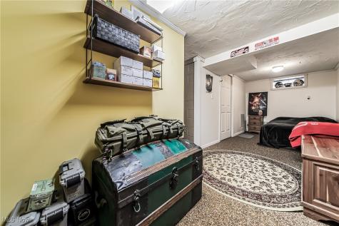 6287 Highland Road Cleveland OH 44143