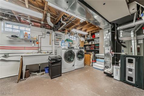 6287 Highland Road Cleveland OH 44143