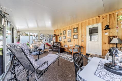 6287 Highland Road Cleveland OH 44143