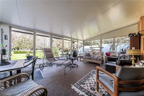 6287 Highland Road Cleveland OH 44143