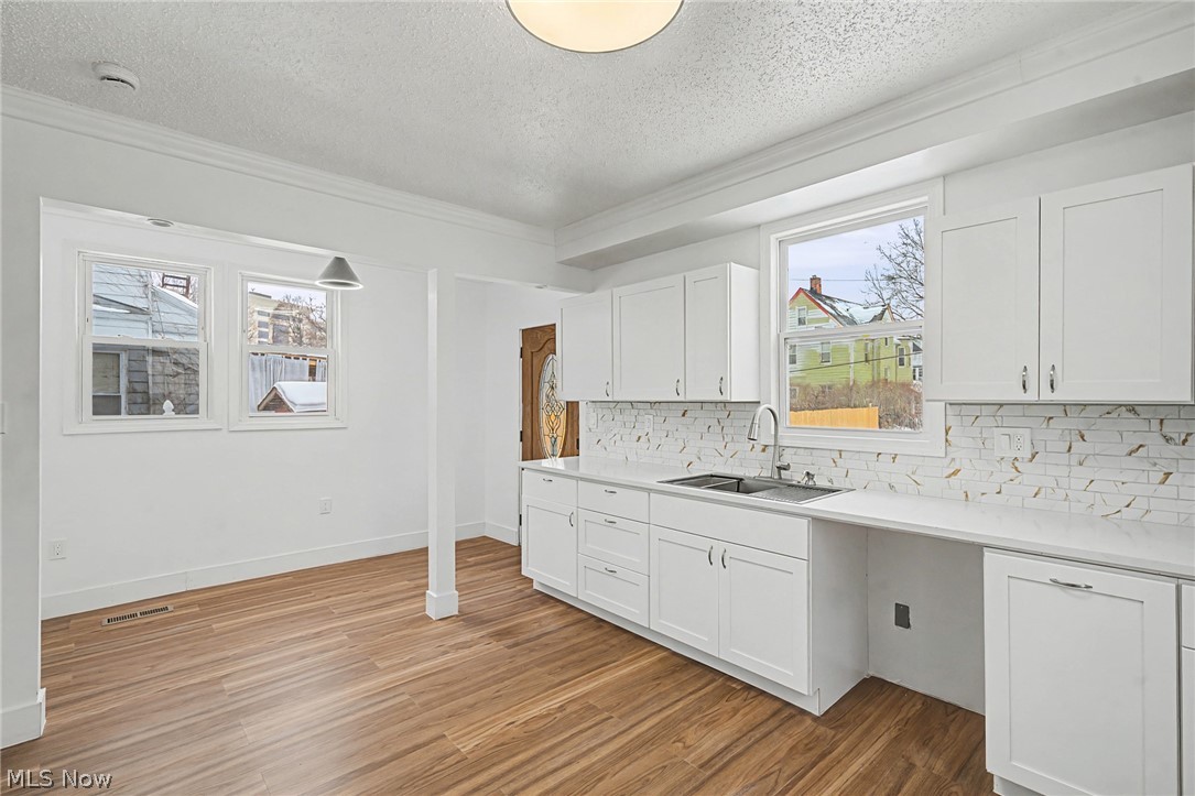 2296 E 97th Street Cleveland OH 44106