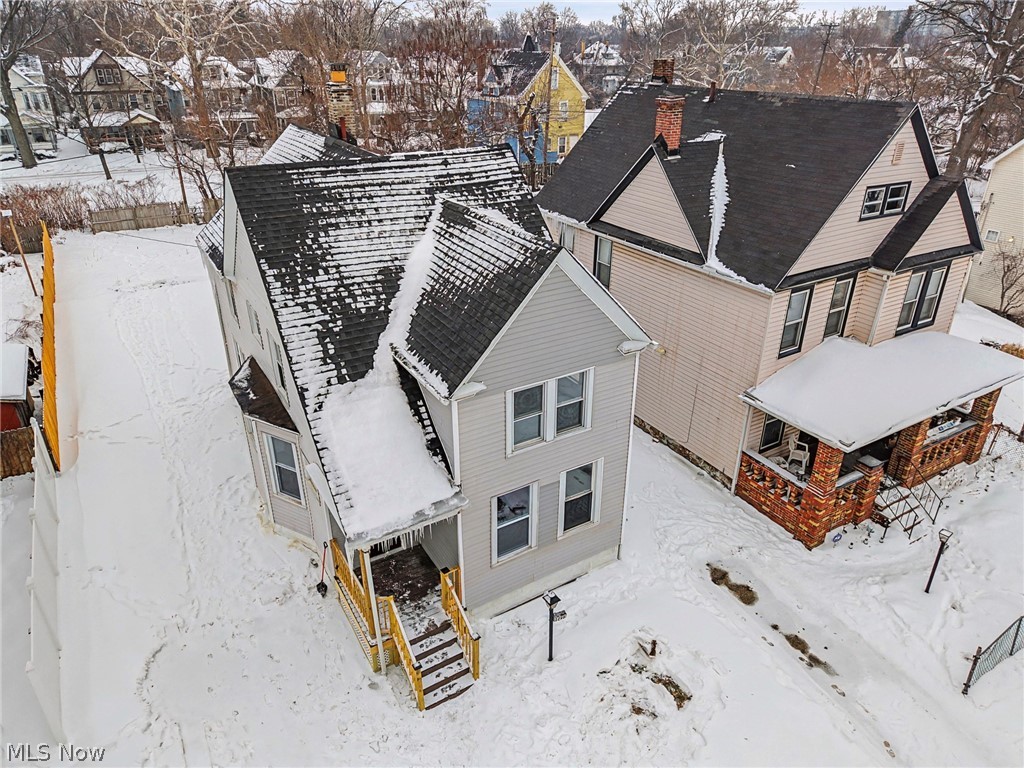 2296 E 97th Street Cleveland OH 44106