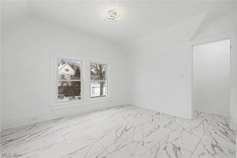 2296 E 97th Street Cleveland OH 44106