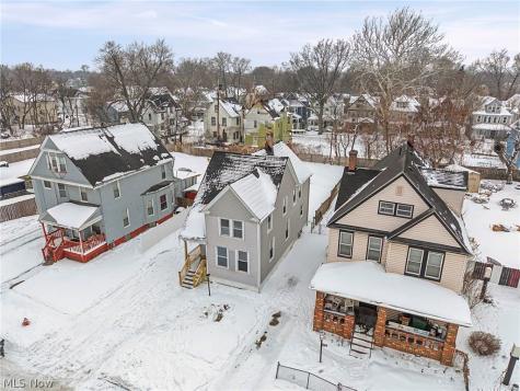 2296 E 97th Street Cleveland OH 44106
