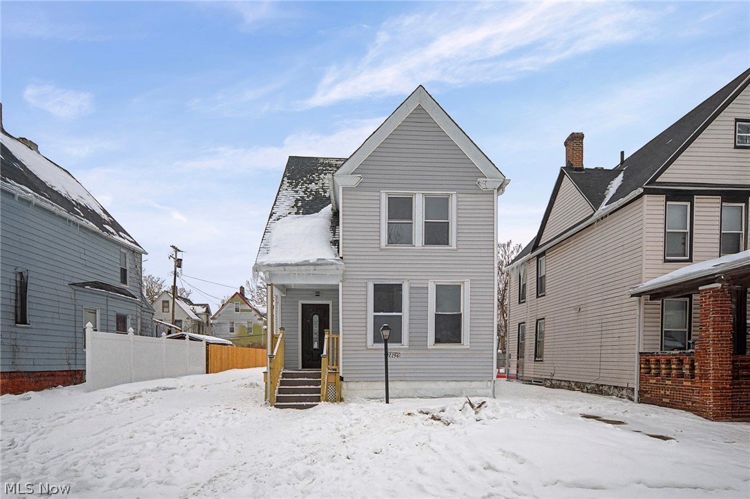 2296 E 97th Street Cleveland OH 44106