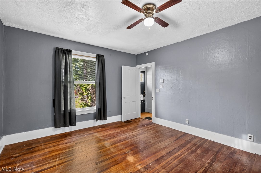 3227 Oaklawn Avenue SE Warren OH 44484