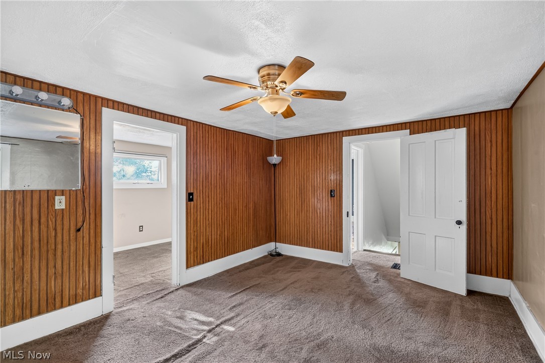 3227 Oaklawn Avenue SE Warren OH 44484
