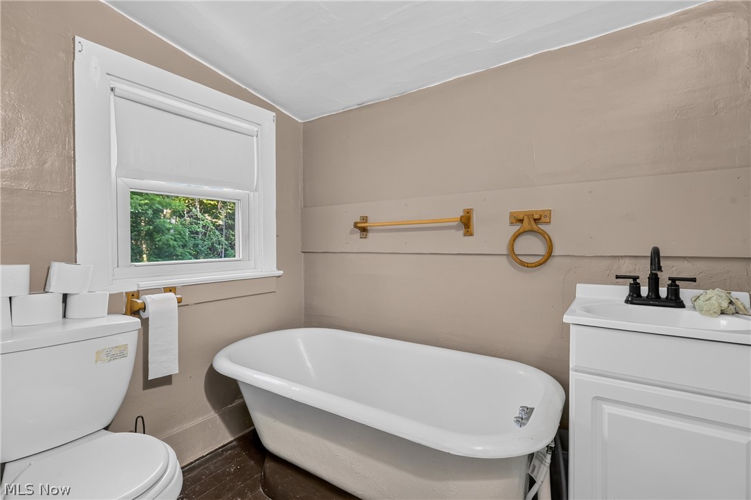 3227 Oaklawn Avenue SE Warren OH 44484
