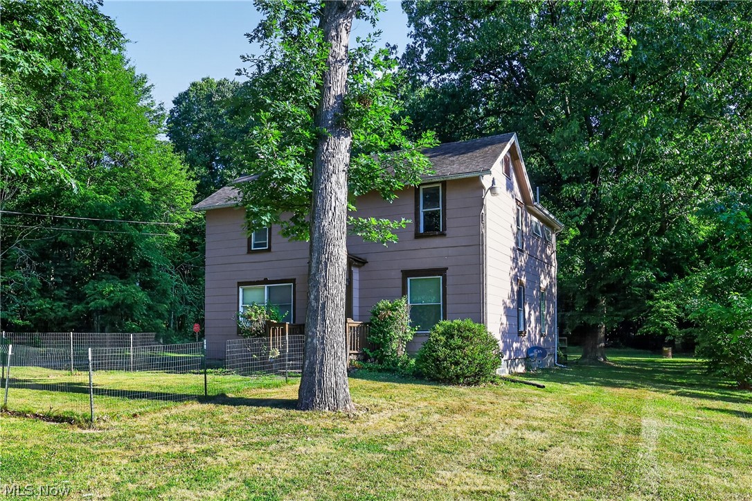 3227 Oaklawn Avenue SE Warren OH 44484