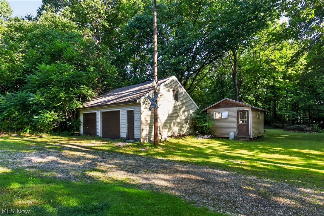 3227 Oaklawn Avenue SE Warren OH 44484