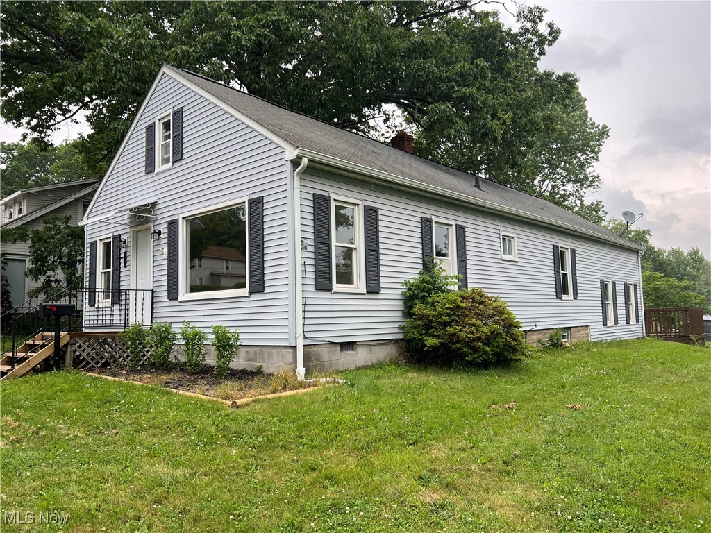 469 Madison Street Ravenna OH 44266