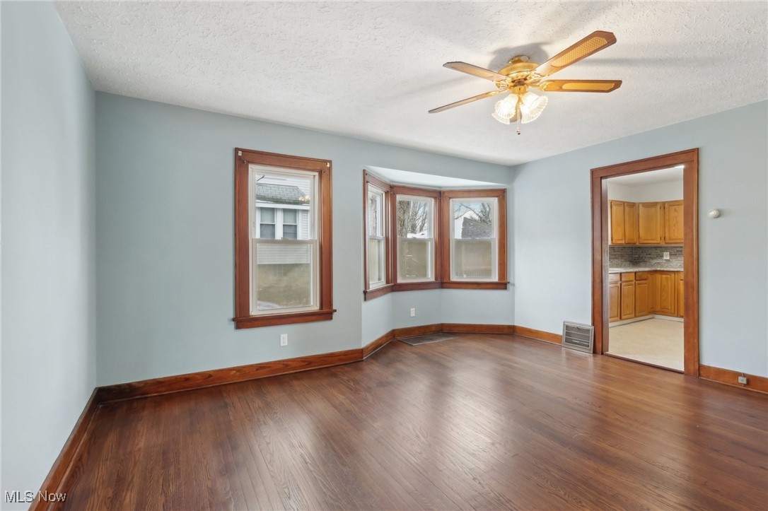 469 Madison Street Ravenna OH 44266