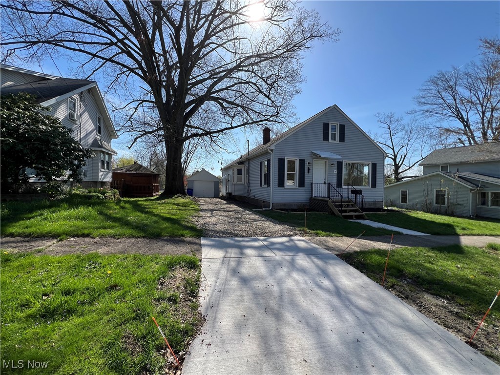 469 Madison Street Ravenna OH 44266