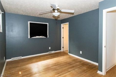 1490 Garfield Avenue Brunswick OH 44212