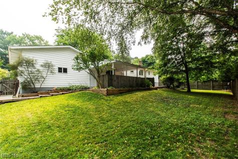 1490 Garfield Avenue Brunswick OH 44212