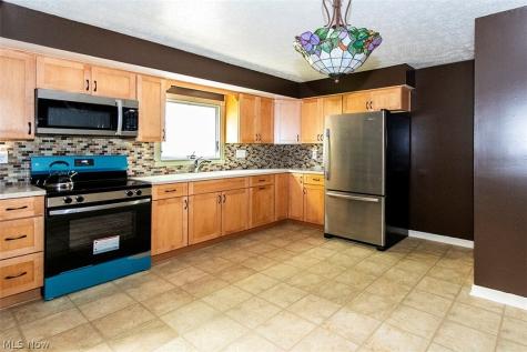 1490 Garfield Avenue Brunswick OH 44212