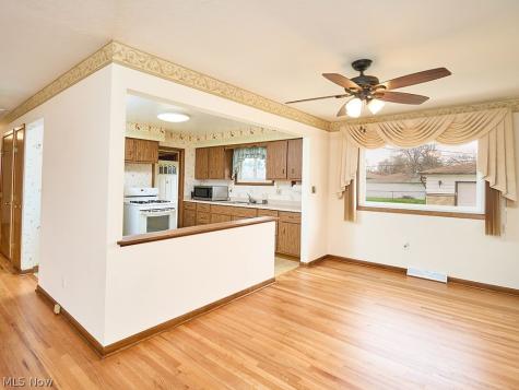 12101 Tucson Drive Parma OH 44130