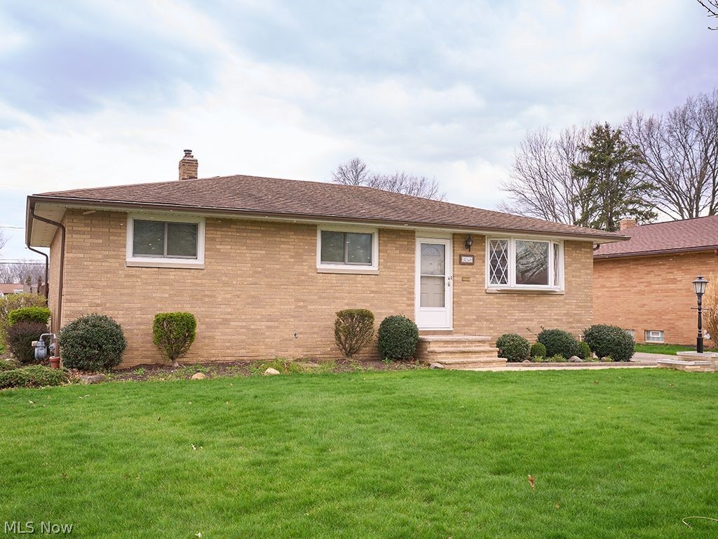 12101 Tucson Drive Parma OH 44130