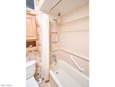 12101 Tucson Drive Parma OH 44130