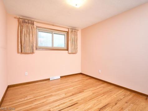 12101 Tucson Drive Parma OH 44130