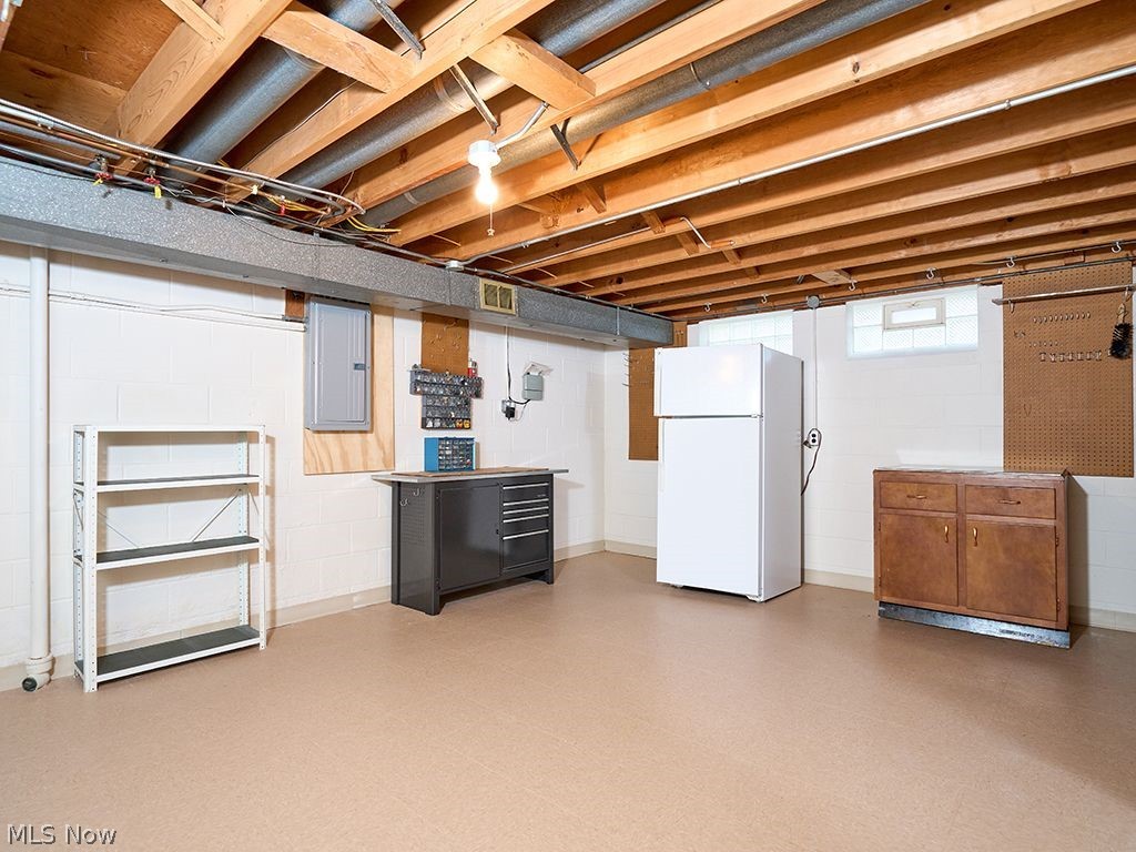 12101 Tucson Drive Parma OH 44130