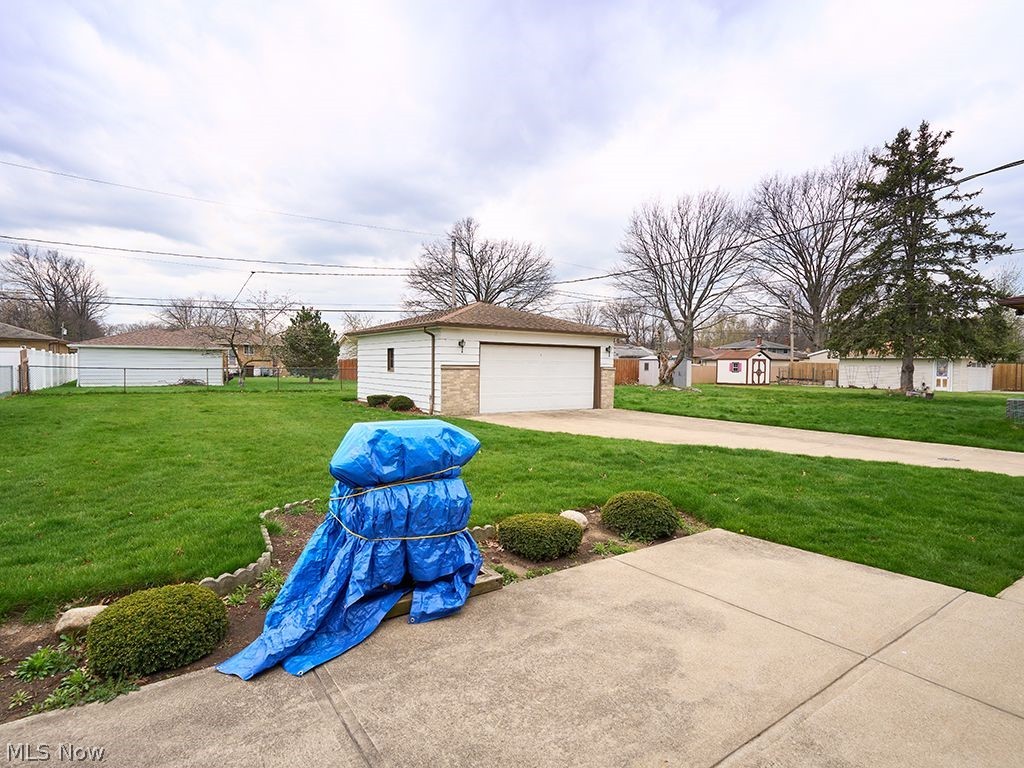 12101 Tucson Drive Parma OH 44130