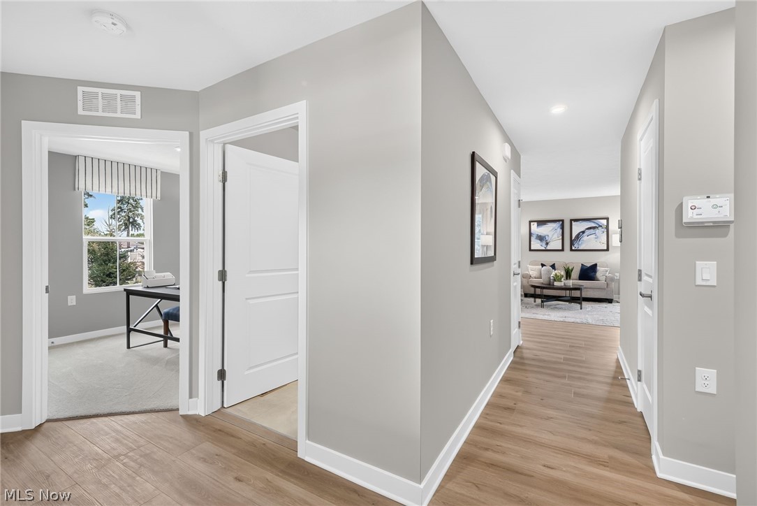 302 Ridgewater Drive Elyria OH 44035
