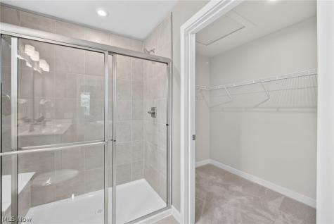 302 Ridgewater Drive Elyria OH 44035