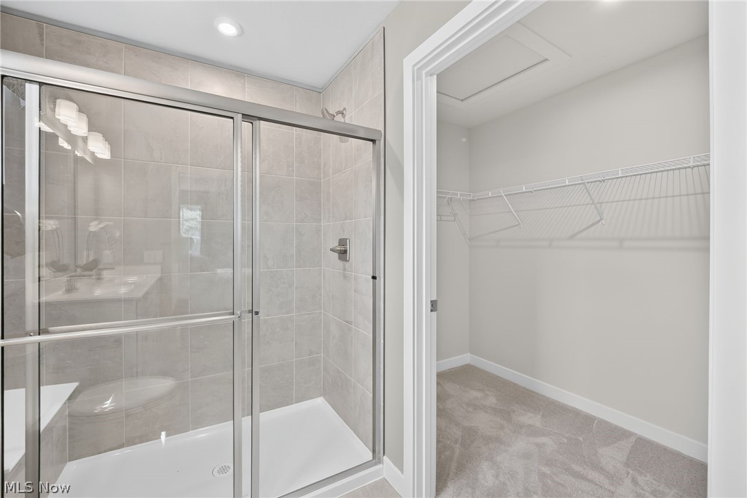 302 Ridgewater Drive Elyria OH 44035