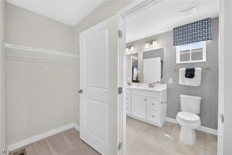 302 Ridgewater Drive Elyria OH 44035