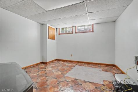 1485 Westvale Avenue Akron OH 44313