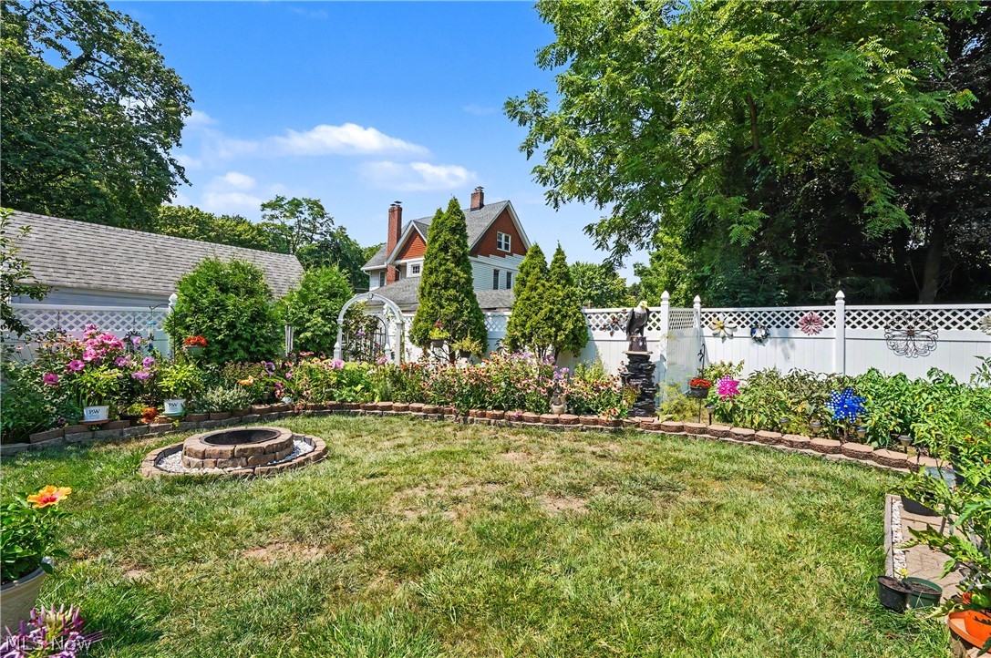 1485 Westvale Avenue Akron OH 44313