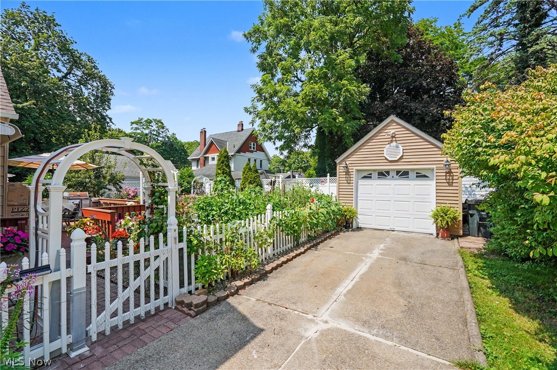 1485 Westvale Avenue Akron OH 44313