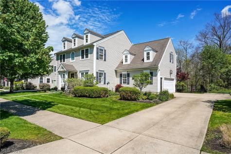 37 Clayton Court Hudson OH 44236