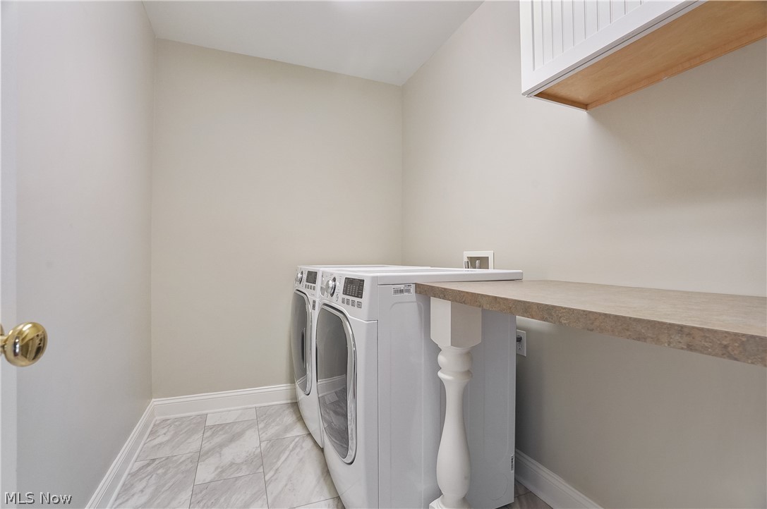 37 Clayton Court Hudson OH 44236