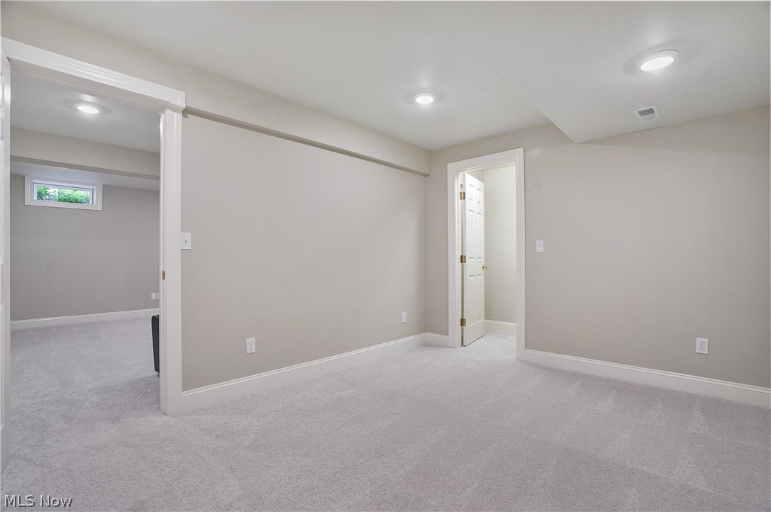 37 Clayton Court Hudson OH 44236