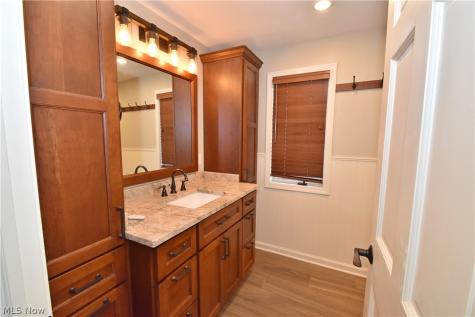 3706 Poe Road Medina OH 44256