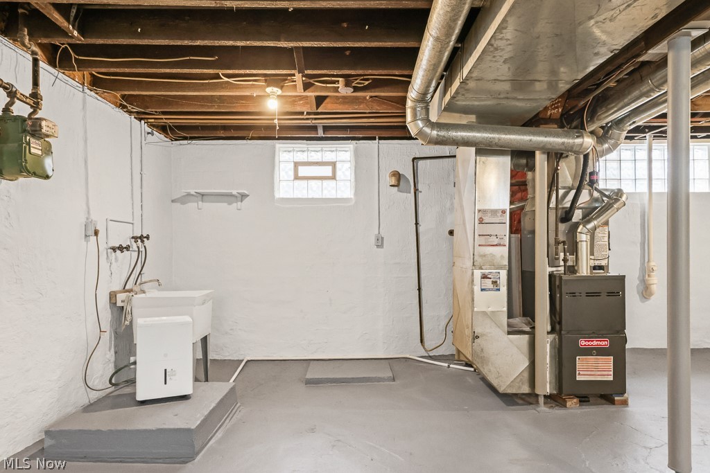 370 Cypress Avenue Akron OH 44301