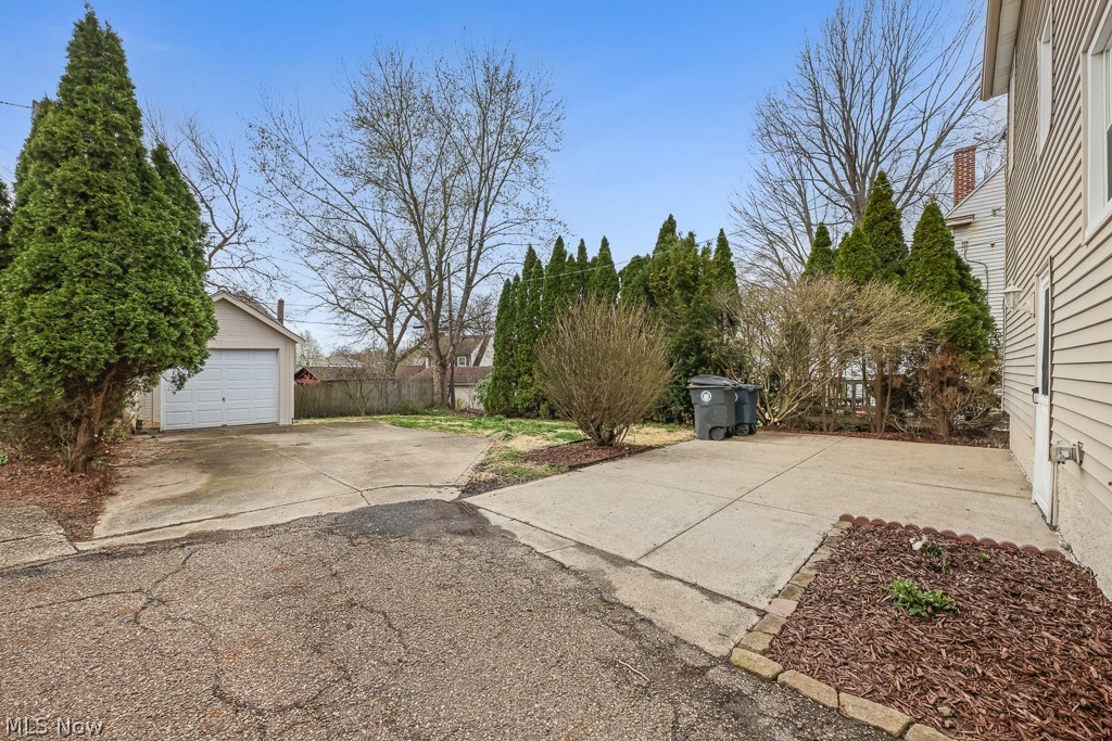 370 Cypress Avenue Akron OH 44301