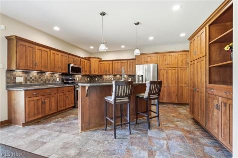 3199 Blake Road Wadsworth OH 44281