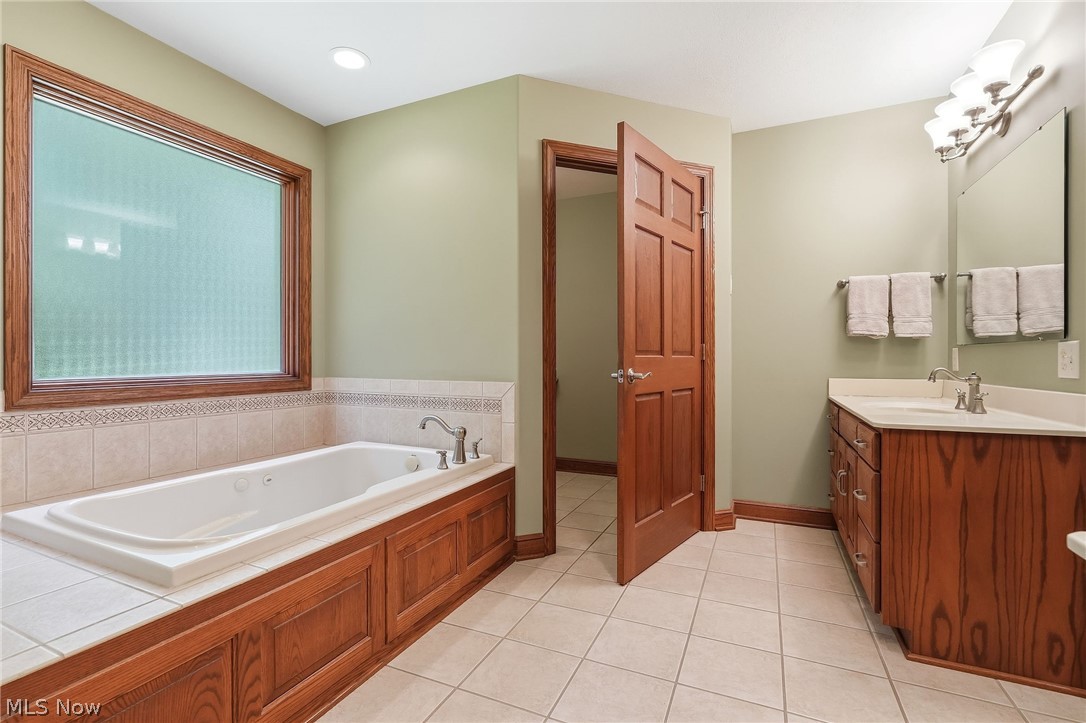 3199 Blake Road Wadsworth OH 44281