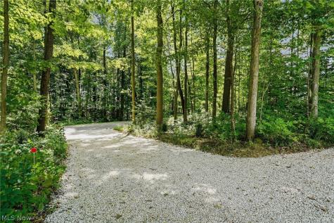 3199 Blake Road Wadsworth OH 44281