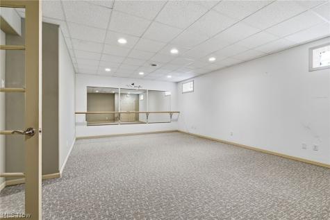 3199 Blake Road Wadsworth OH 44281