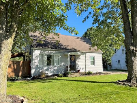 3417 Kneirim Drive Lorain OH 44053