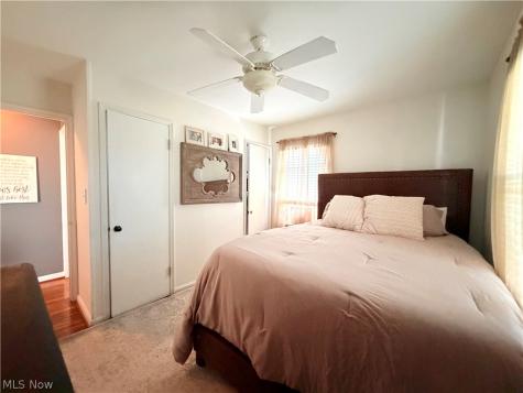 3417 Kneirim Drive Lorain OH 44053