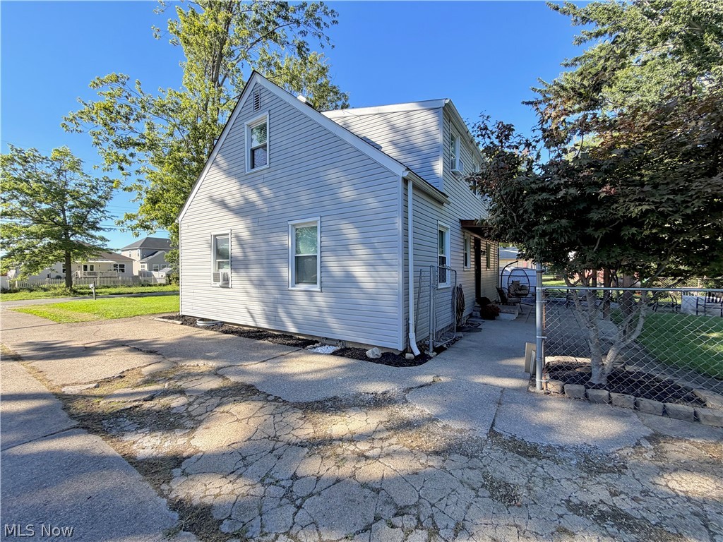 3417 Kneirim Drive Lorain OH 44053