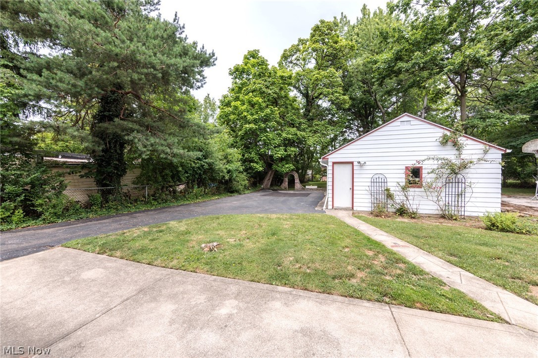 3373 Blanche Avenue Cleveland Heights OH 44118